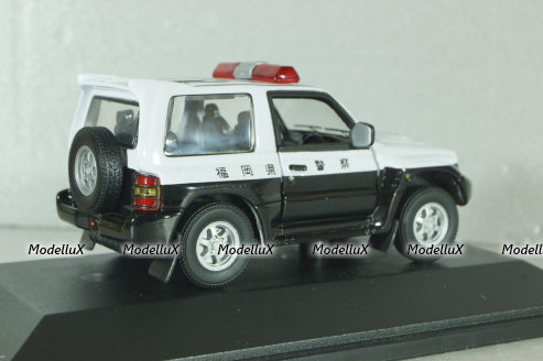 Mitsubishi Pajero II Police Japan 1988, white/black, ADPOLC044, Cararama 1:43
