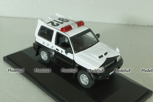 Mitsubishi Pajero II Police Japan 1988, white/black, ADPOLC044, Cararama 1:43