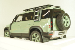 Land Rover Defender 110 75th limited edition 2023, ALM81811, Almost Real 1:18