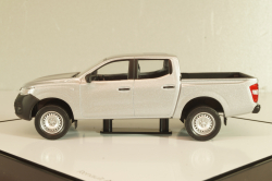 Renault Alaskan 2017, silver, 7711785154, Norev 1:43