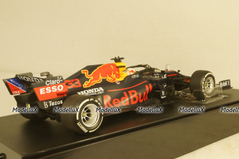 Red Bull Racing Honda RB16B Max Verstappen Winner Abu Dhabi GP 2021 W/Pitboard GP 2021, 110212333, Minichamps 1:18