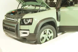 Land Rover Defender 110 75th limited edition 2023, ALM81811, Almost Real 1:18
