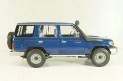 Toyota Land Cruiser 76 2017, blue, ALM870101, Almost Real 1:18