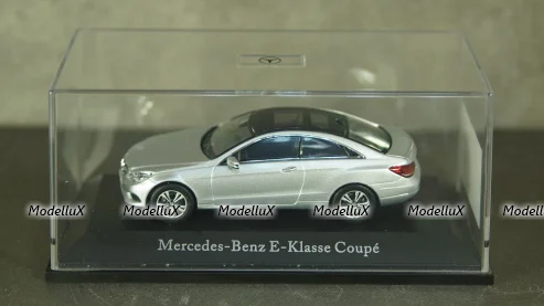 Mercedes 250 SE Coupe 1969 Gold, 183759, Norev 1:18