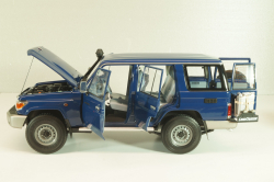 Toyota Land Cruiser 76 2017, blue, ALM870101, Almost Real 1:18