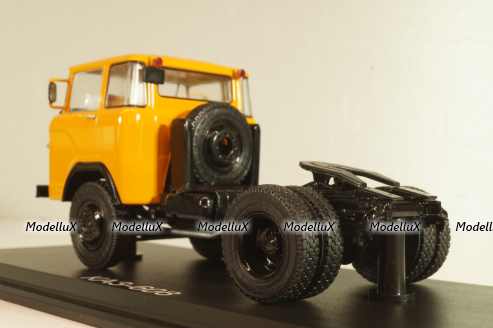 Каз-608 тягач 1958, оранжевый, SSM1290, SSM 1:43
