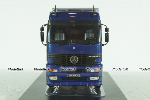 Mercedes Actros MP1 1995 blue, TR121, IXO 1:43
