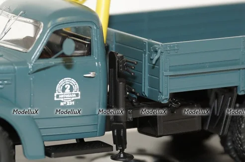Mercedes 200 AMG W123 1984 green met., 183795, Norev 1:18