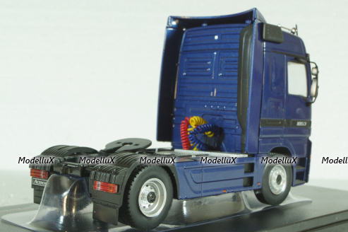 Mercedes Actros MP1 1995 blue, TR121, IXO 1:43