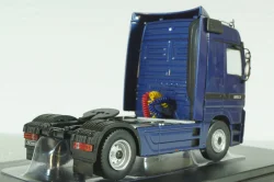 Mercedes Actros MP1 1995 blue, TR121, IXO 1:43
