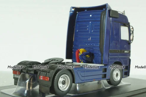 Mercedes Actros MP1 1995 blue, TR121, IXO 1:43