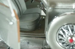 Duesenberg SJ Twenty Grand 1933, silver, Franklin Mint 1:24