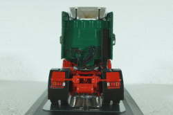 Scania 142 M 1981 green, TR137 , IXO 1:43