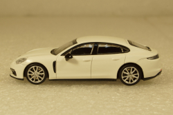 Porsche Panamera 2015 White, 870067102, Minichamps 1:87