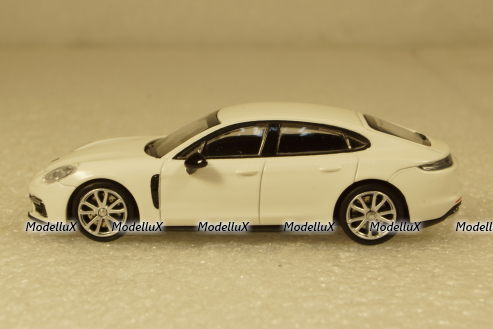 Porsche Panamera 2015 White, 870067102, Minichamps 1:87