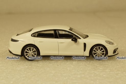 Porsche Panamera 2015 White, 870067102, Minichamps 1:87