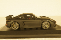 Porsche 718 Cayman GT4 Clubsport 2020 Matt Black, 410196101, Minichamps 1:43 Уценка!
