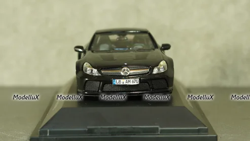 Citroen CX Break, metallic-grey, WB124067, WhiteBox 1:24