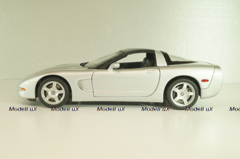 Chevrolet Corvette (C5) Coupe 1999, silver, UT0597, UT Models 1:18
