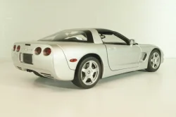 Chevrolet Corvette (C5) Coupe 1999, silver, UT0597, UT Models 1:18