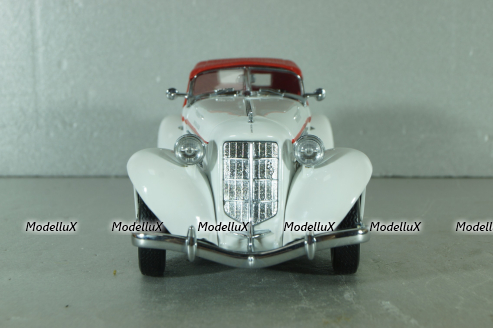 Auburn Speedster 1935, white, Franklin Mint 1:24