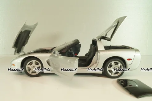 Chevrolet Corvette (C5) Coupe 1999, silver, UT0597, UT Models 1:18