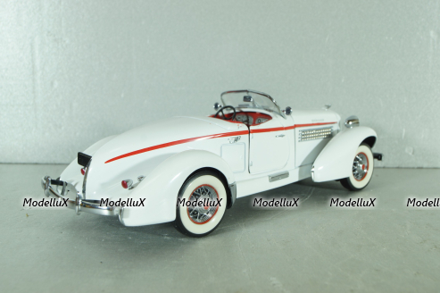Auburn Speedster 1935, white, Franklin Mint 1:24