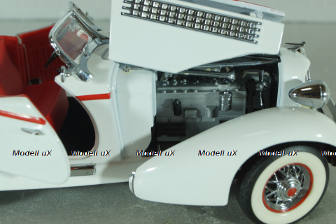 Auburn Speedster 1935, white, Franklin Mint 1:24