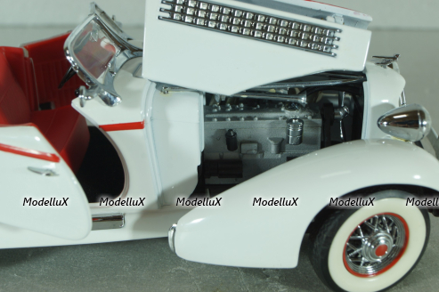 Auburn Speedster 1935, white, Franklin Mint 1:24