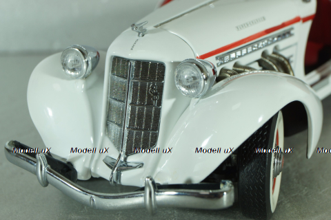 Auburn Speedster 1935, white, Franklin Mint 1:24
