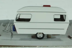 Прицеп DIV.CARAVAN IV 1990 WHITE, Cararama 1:43