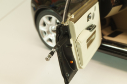 Rolls Royce Ghost black/silver, 08802B2, Kyosho 1:18