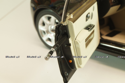 Rolls Royce Ghost black/silver, 08802B2, Kyosho 1:18