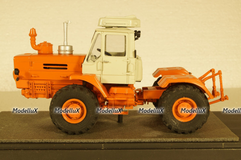 Т-150 трактор с кондиционером, 1980  г., RTM 1:43
