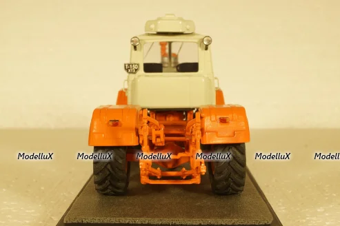 Т-150 трактор с кондиционером, 1980  г., RTM 1:43