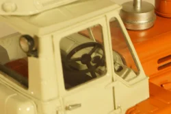 Т-150 трактор с кондиционером, 1980  г., RTM 1:43