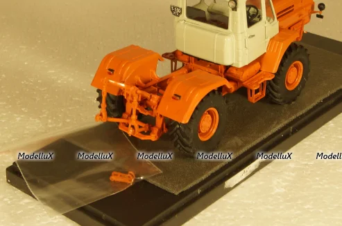 Т-150 трактор с кондиционером, 1980  г., RTM 1:43