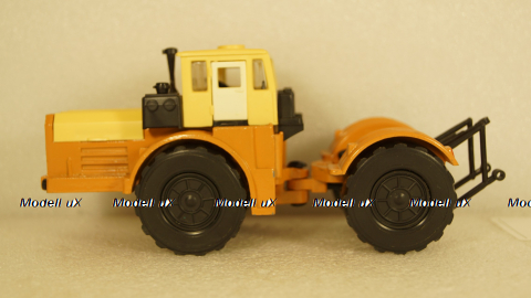 К-701, Кировец, з-д Двигатель 1:43  