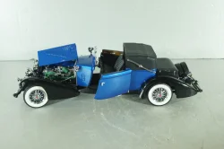 Duesenberg J Victoria 1933, blue/black, Franklin Mint 1:24