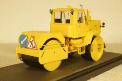  Т-150, каток  дорожный СД-802, RTM 1:43