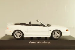 Ford Mustang Cabriolet 1994, white, 940085631, Maxichamps 1:43