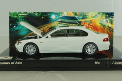 BMW 745i (E65) 2001, white, "Flavours of Asia", 80420393157, Minichamps 1:43