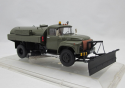 АКПМ-3, Аэродромная Комбинированная Поливомоечная Машина, на шасси Зил-130, 1984г., 113069,  DiP Models 1:43