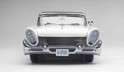 Lincoln Continental MkIII Convertible 1958, SUN4709, SunStar 1:18