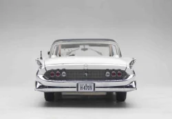 Lincoln Continental MkIII Convertible 1958, SUN4709, SunStar 1:18
