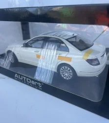 Mercedes-Benz C-class Elegance W204, 2007, white, 76262, AutoArt 1:18