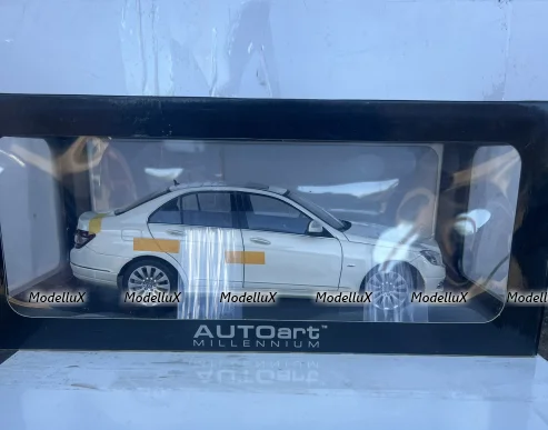 Mercedes-Benz C-class Elegance W204, 2007, white, 76262, AutoArt 1:18