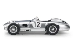 Mercedes W196 Open wheel 1955 British Grand Prix Stirling Moss, GP15C, GP Replicas 1:18