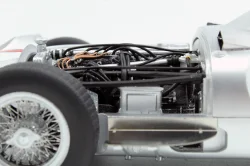 Mercedes W196 Open wheel 1955 British Grand Prix Stirling Moss, GP15C, GP Replicas 1:18