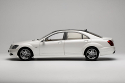 Mercedes-Benz S 600L (221), white, MotorHelix 1:18